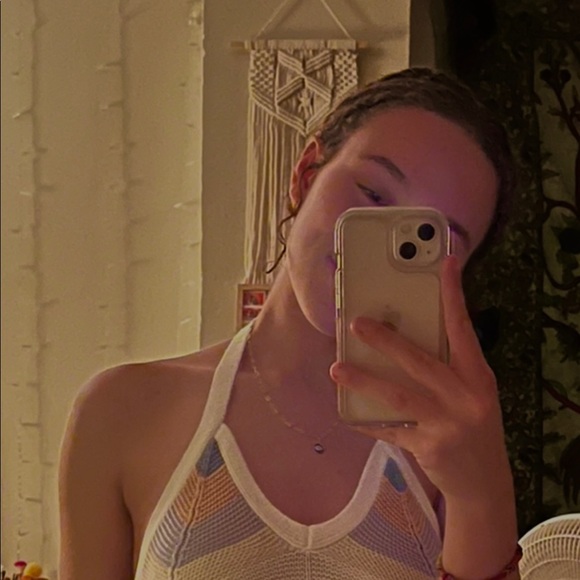 mayaalexiswhite